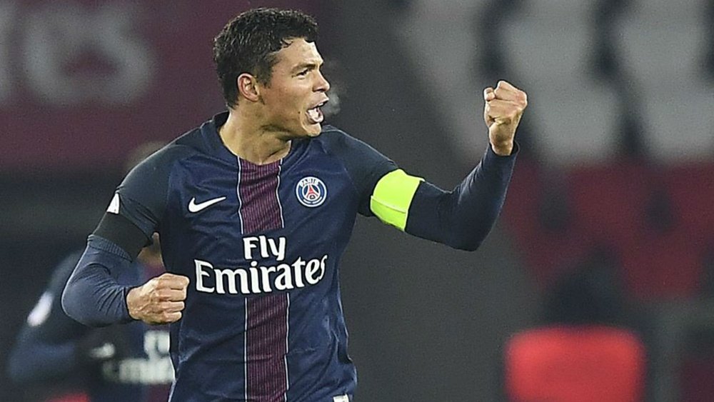Thiago Silva has signed a new contract with PSG. Goal
