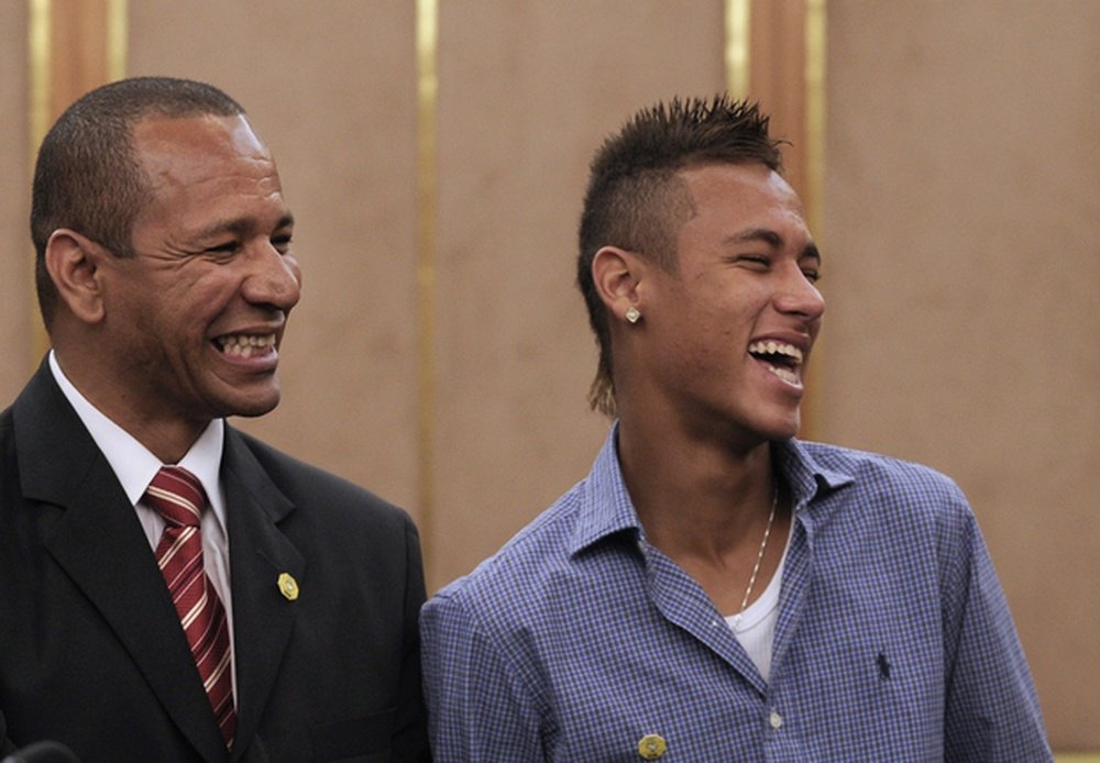 NEYMAR AND HIS FATHER (Getty)