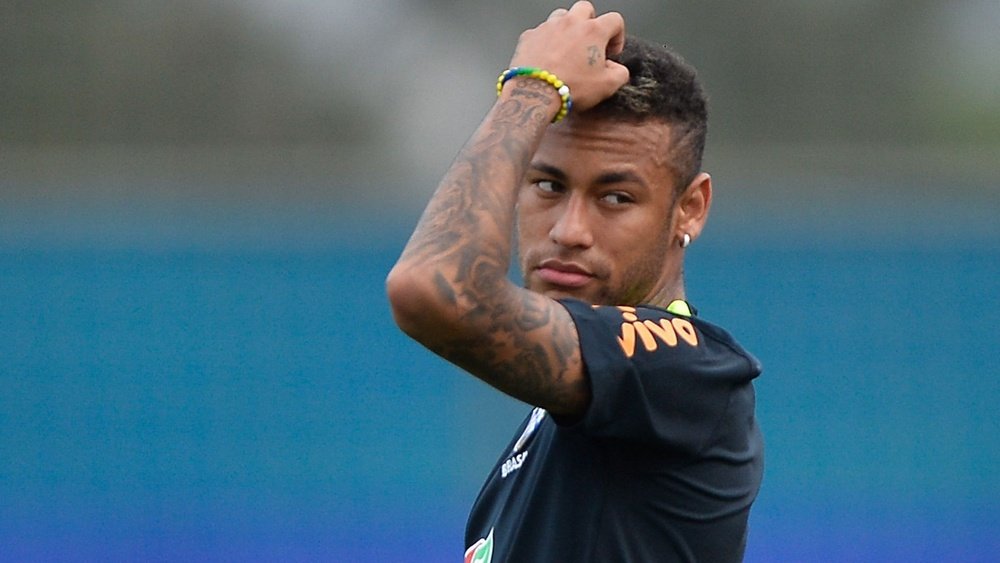 Neymar em treinamento pela Seleção do Brasil. Goal