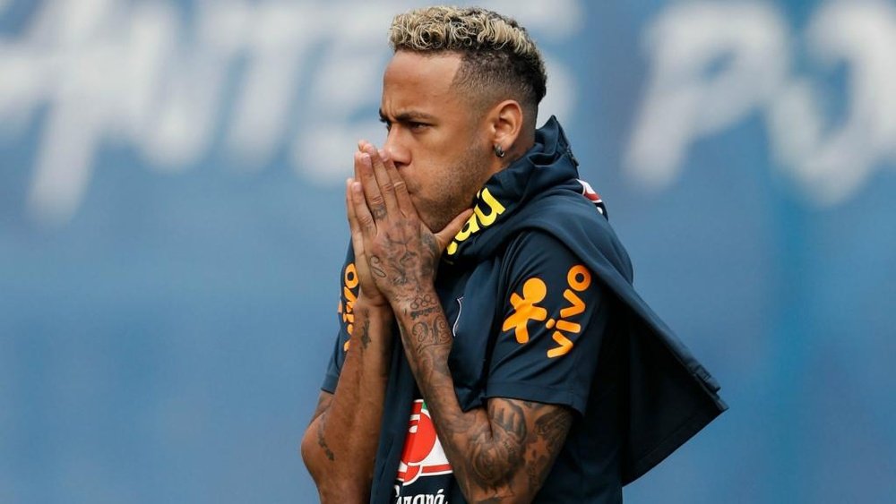 Renato Augusto e Douglas Costa: as 'opções forçadas' de Tite sem Neymar