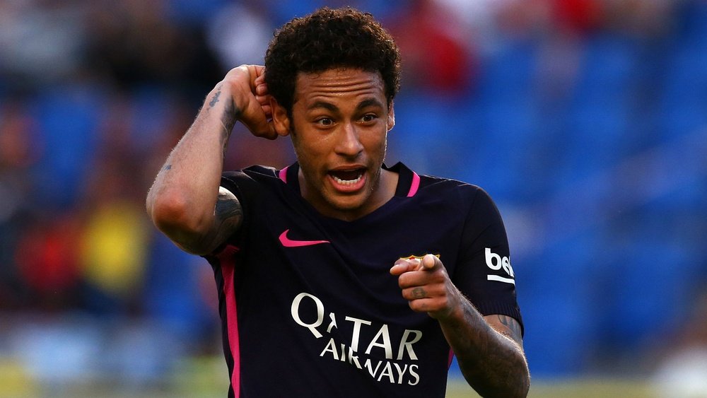 Neymar starts for Barca amid increasing PSG speculation