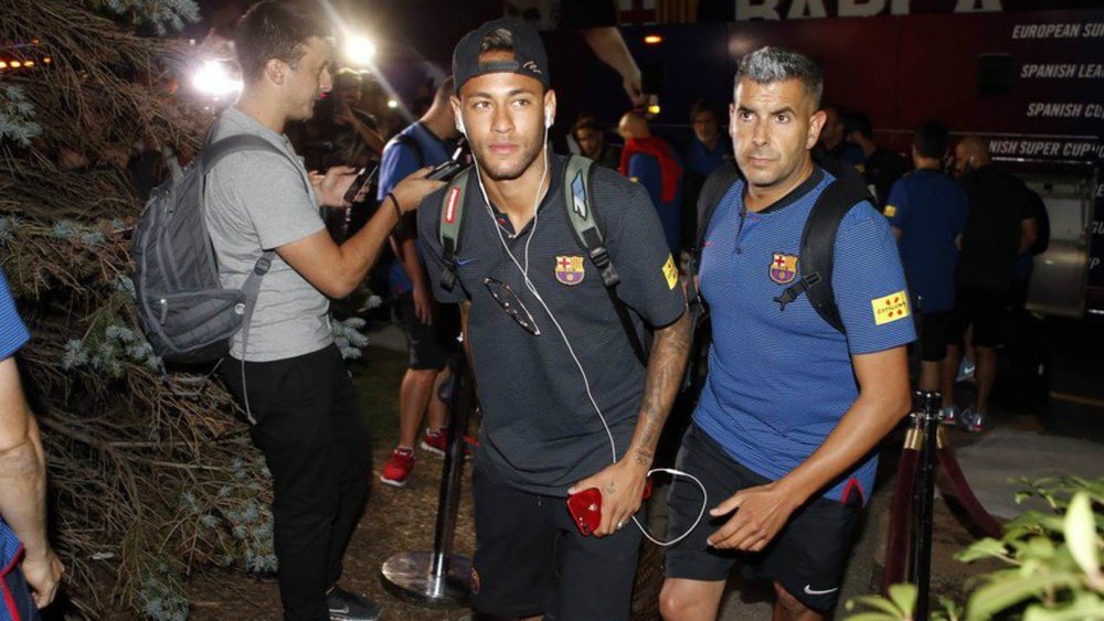 Neymar and Barca arrive in New York. AFP