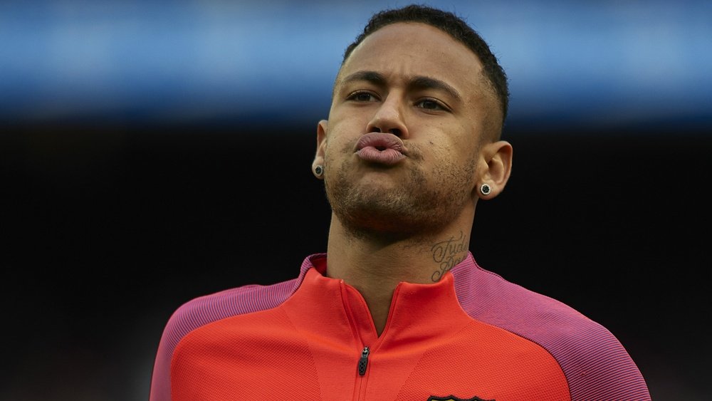 Neymar aproveitou seus dias de folga. Goal