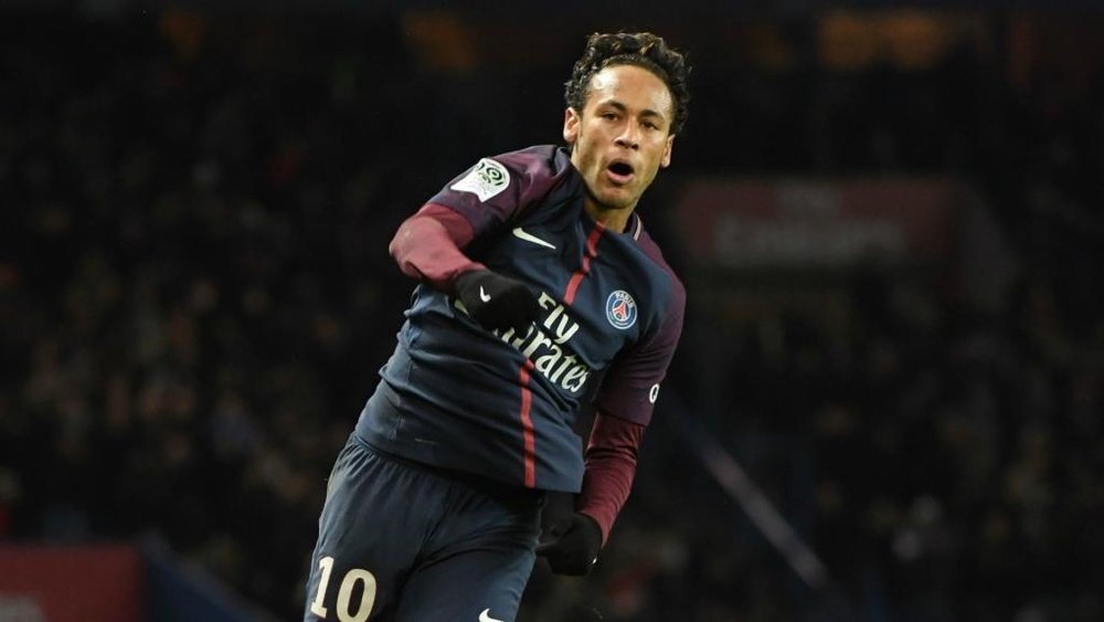 Neymar became the first player to be involved six goals in a Ligue 1 game. GOAL