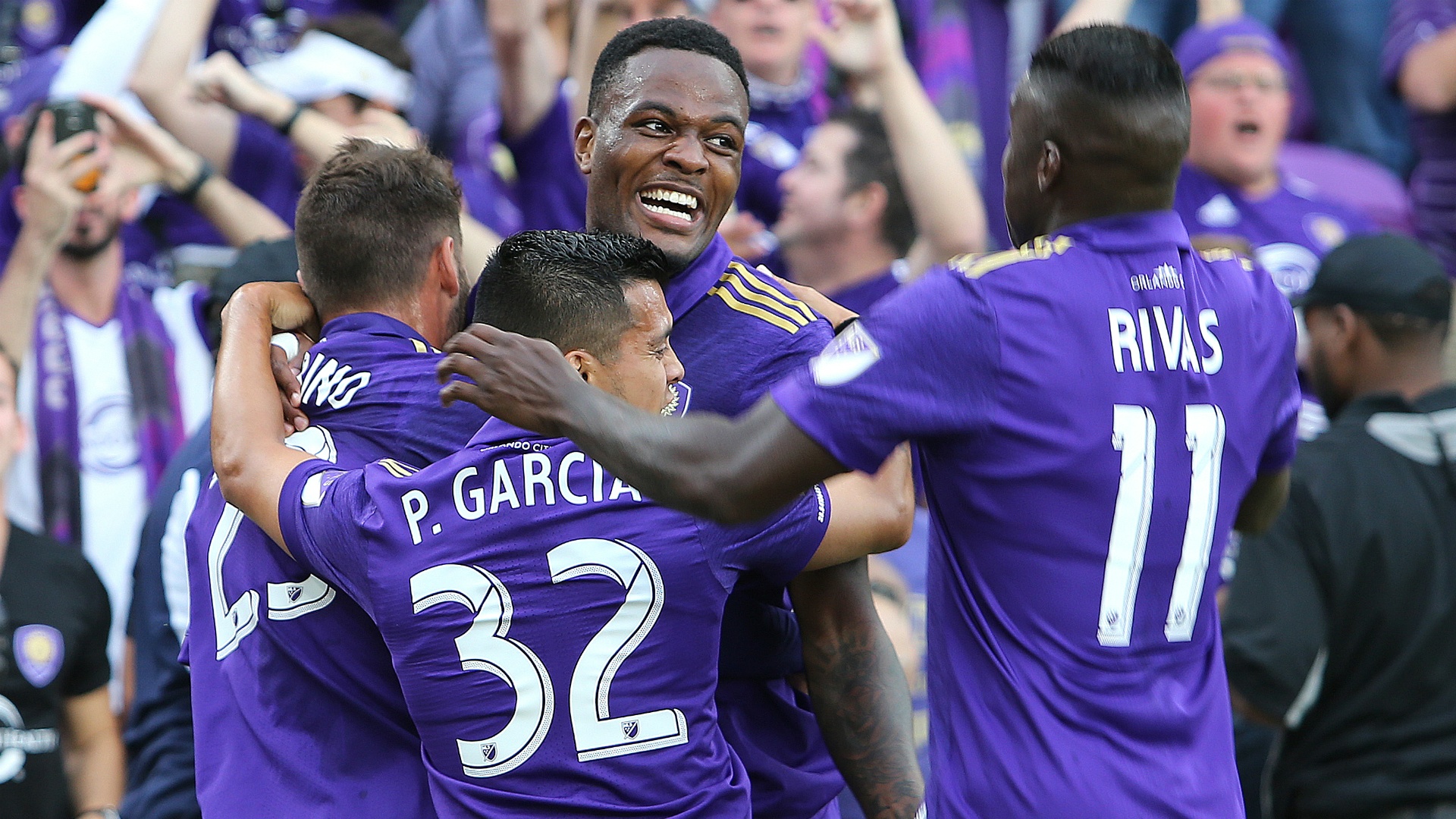 MLS Review: Orlando stay perfect at home, Sporting KC ease past Rapids