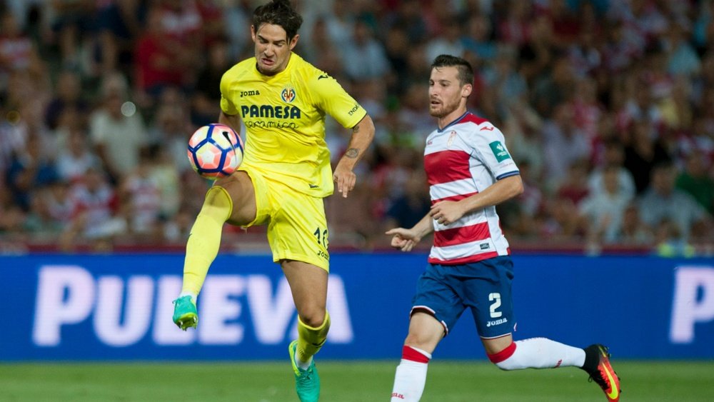 Pato não aparece na lista de convocados para o jogo de sábado (28) contra o Granada. Goal