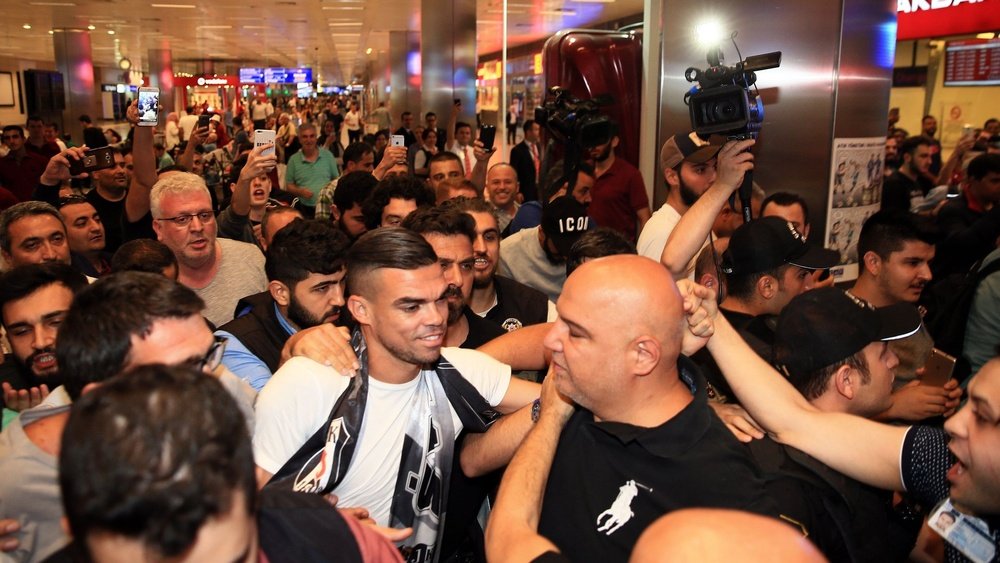Pepe a rejoint le Besiktas. GOAL