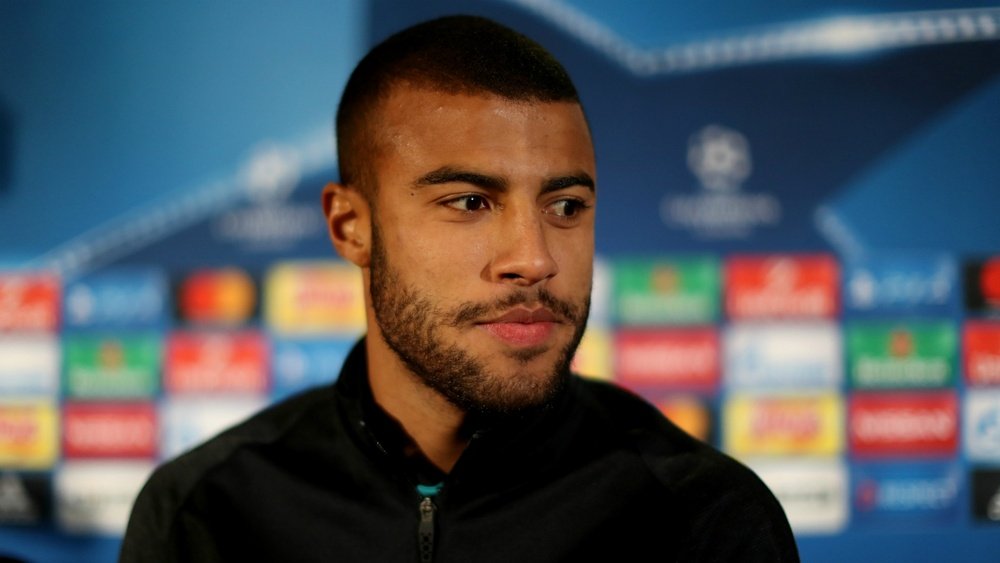 Rafinha will miss Thursday's Cup game. Goal