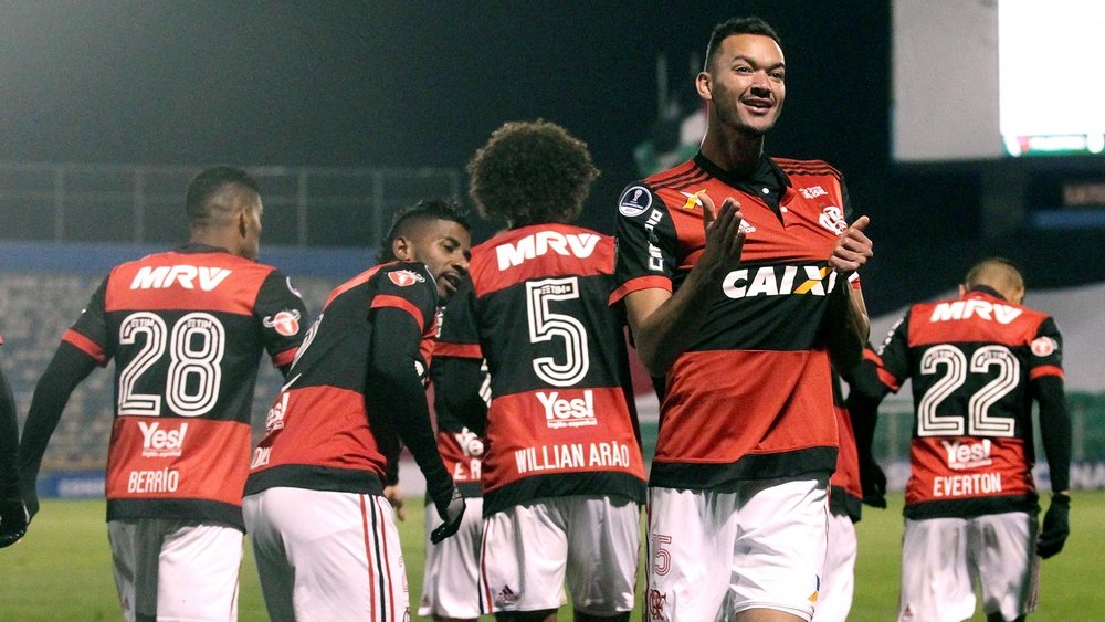Palestino 2 x 5 Flamengo: Equipes acordam no segundo tempo e o Flamengo conquista uma boa vantagem