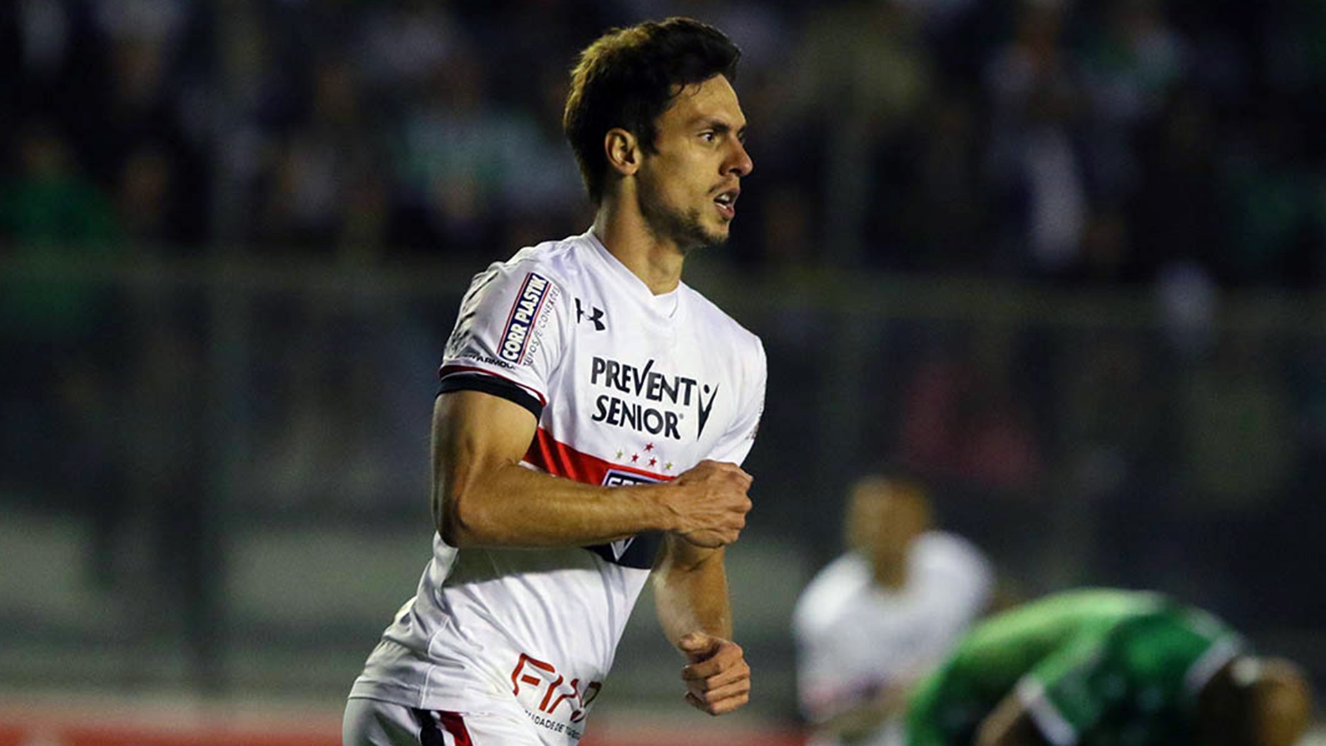 Rodrigo Caio deve jogar na Itália e Inter de Milão é opção mais