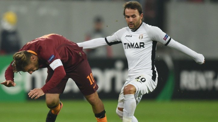 Astra 0-0 Roma: Italians see out group stage with stalemate