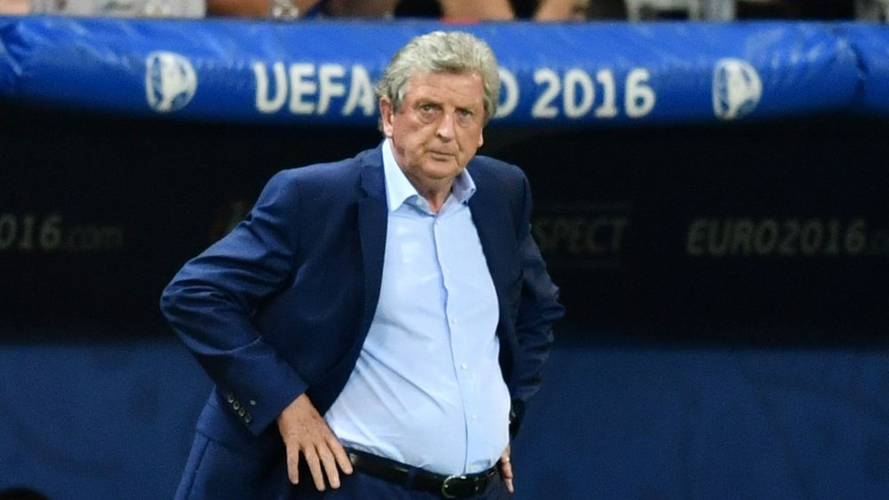 Roy Hodgson is angry at Iceland. Goal