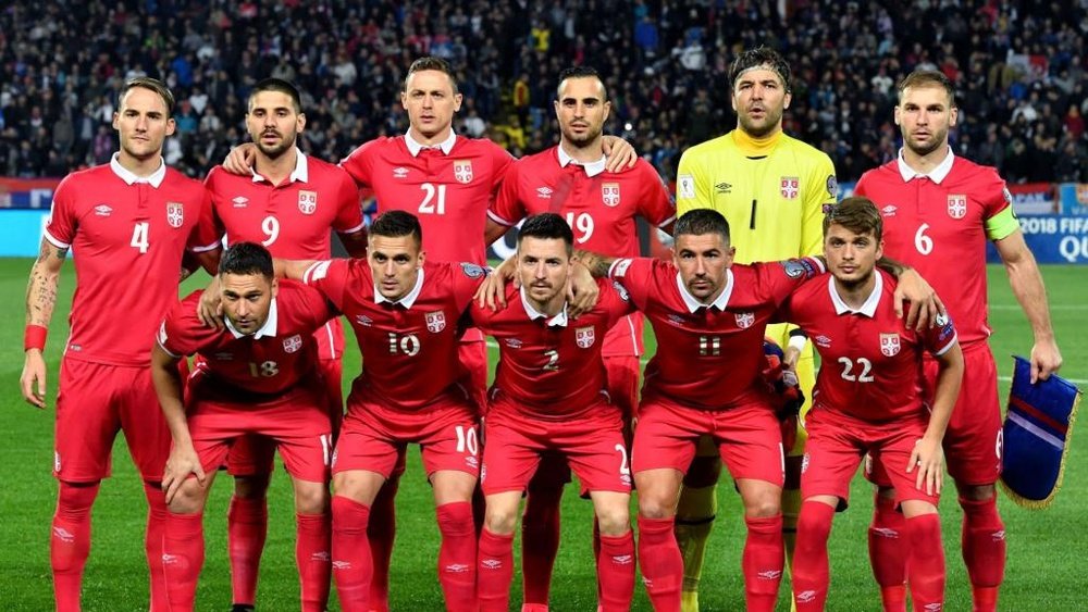 Incerteza, inexperiência e aposta em jovem: como chega a Sérvia na Copa