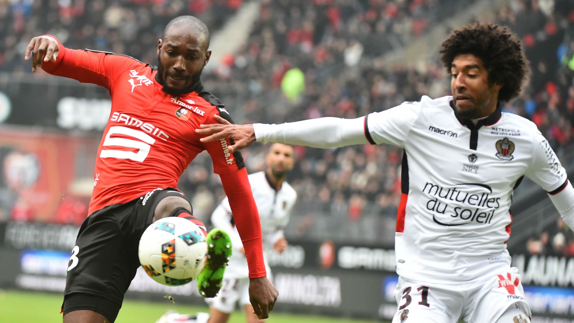 Nice drop points despite comeback as Plea injured at Rennes