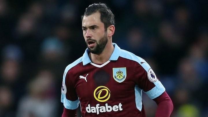 Burnley midfielder Defour facing two months out