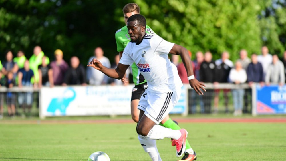 Tanguy Ndombélé intéresse plusieurs clubs de Ligue 1. Goal