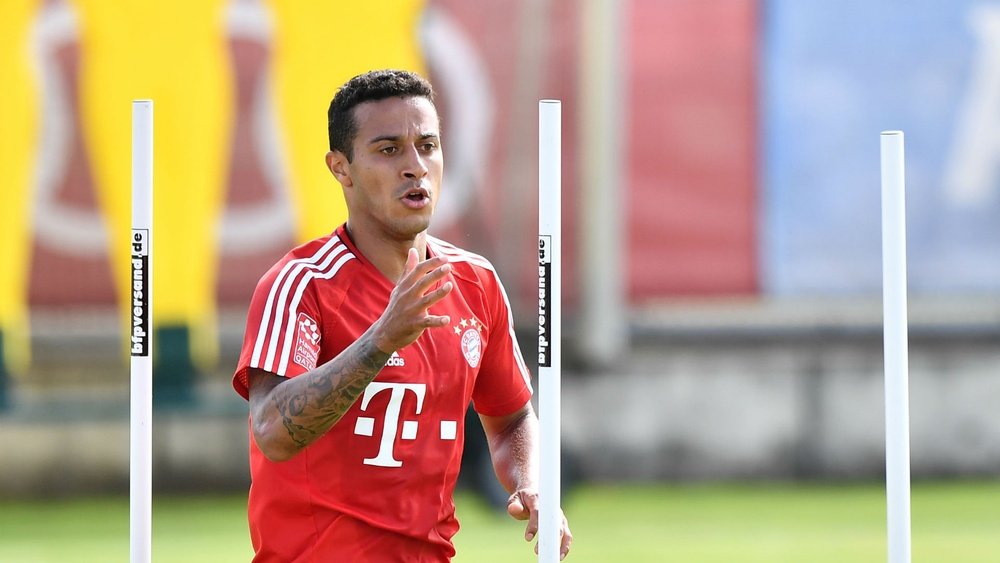 Bayern Munich have sent midfielder Thiago Alcantara back to Germany to receive treatment. GOAL