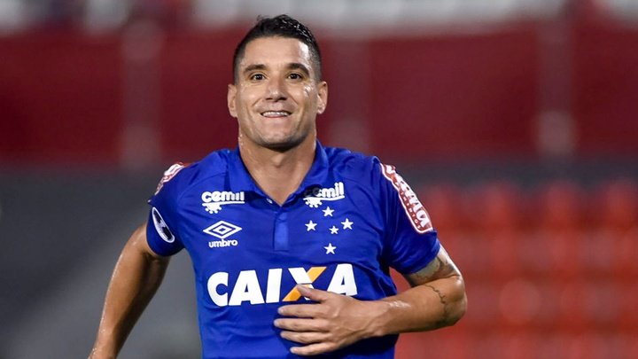 Thiago Neves é novidade na lista do Cruzeiro