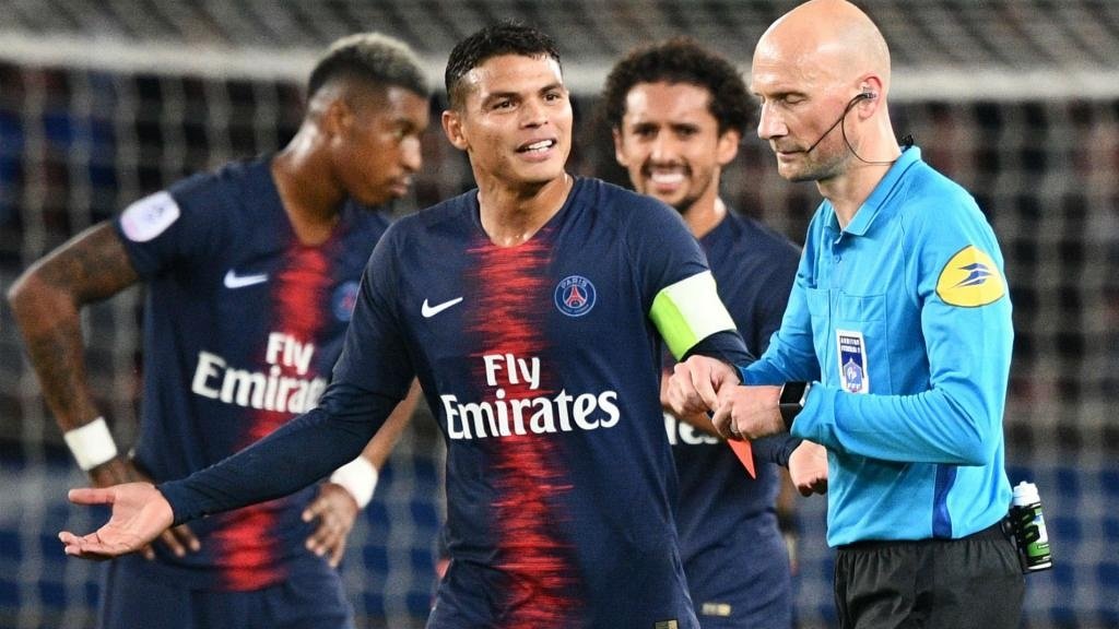 Thiago Silva já fez pênaltis idênticos ao do Mundial por PSG e seleção -  Placar - O futebol sem barreiras para você