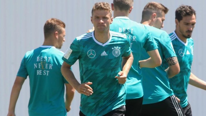 Muller remains optimistic ahead of Germany's huge World Cup clash