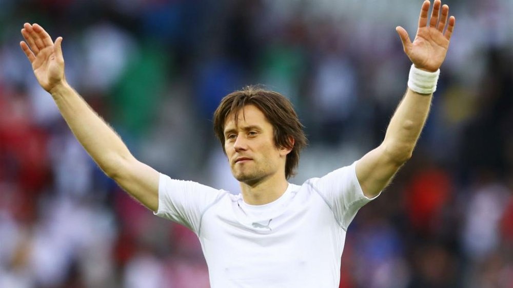 Rosicky has announced his retirement after succumbing to the rigours of professional football. GOAL