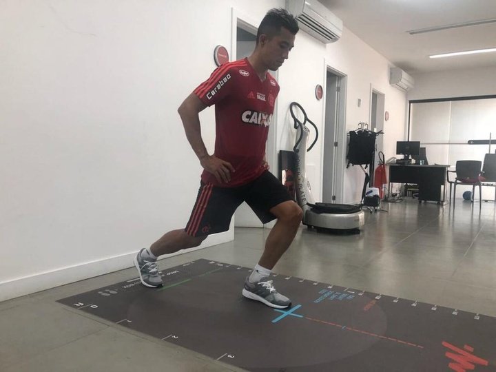 Flamengo anuncia contratação de novo atacante