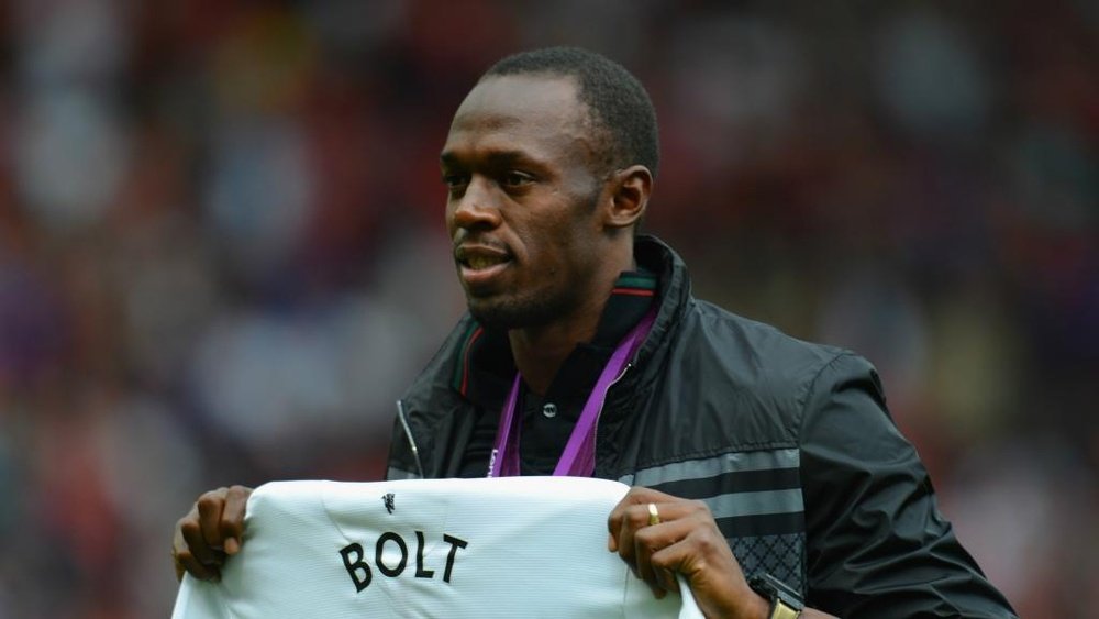 Bolt fala sobre teste no Dortmund e sonho de jogar no United