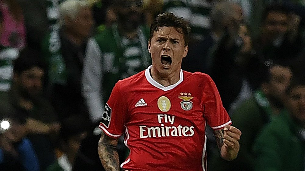 Benfica officialise le départ du défenseur suédois. Goal