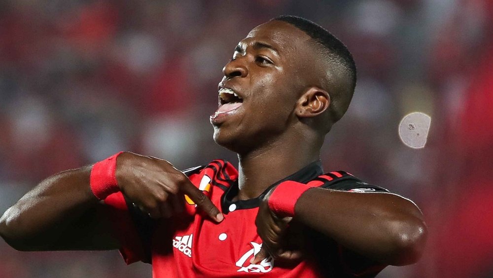 Emelec 1x2 Flamengo: Vinícius Junior decide esbanjando categoria na Libertadores