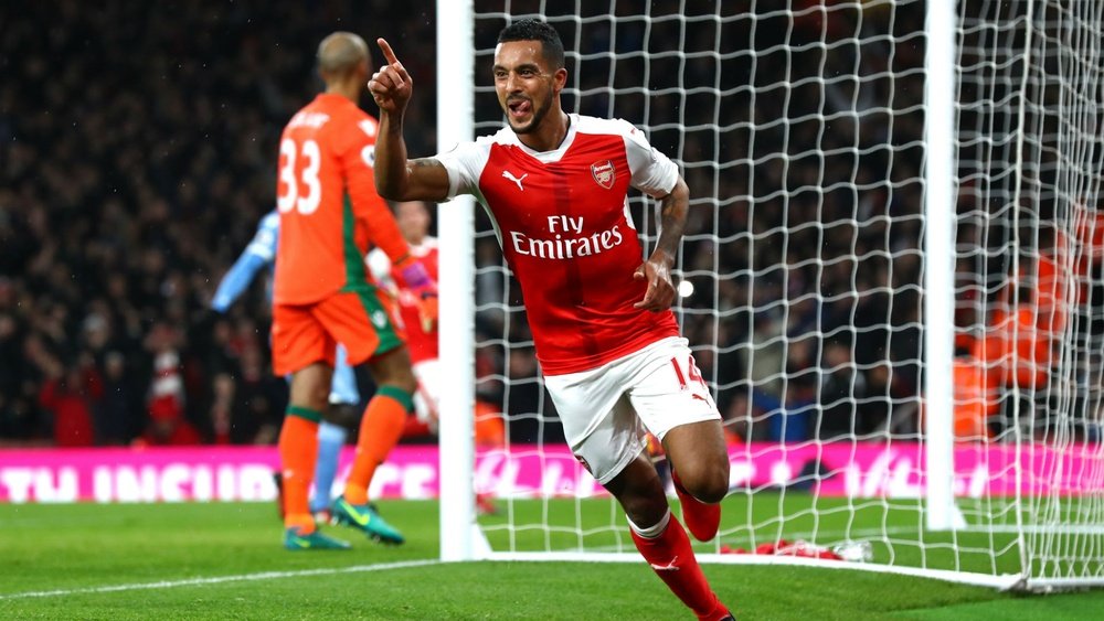 Walcott celebrates scoring for Arsenal. Goal