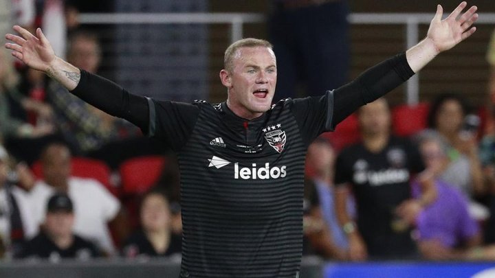 MLS Review: Rooney debuts, Galaxy cut it fine