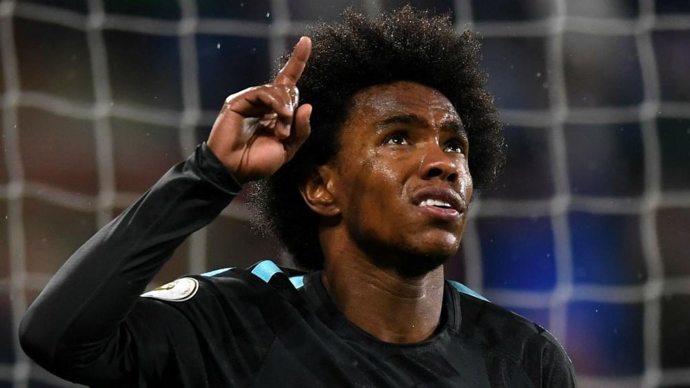Willian has no desire to leave Chelsea during the January transfer window. GOAL