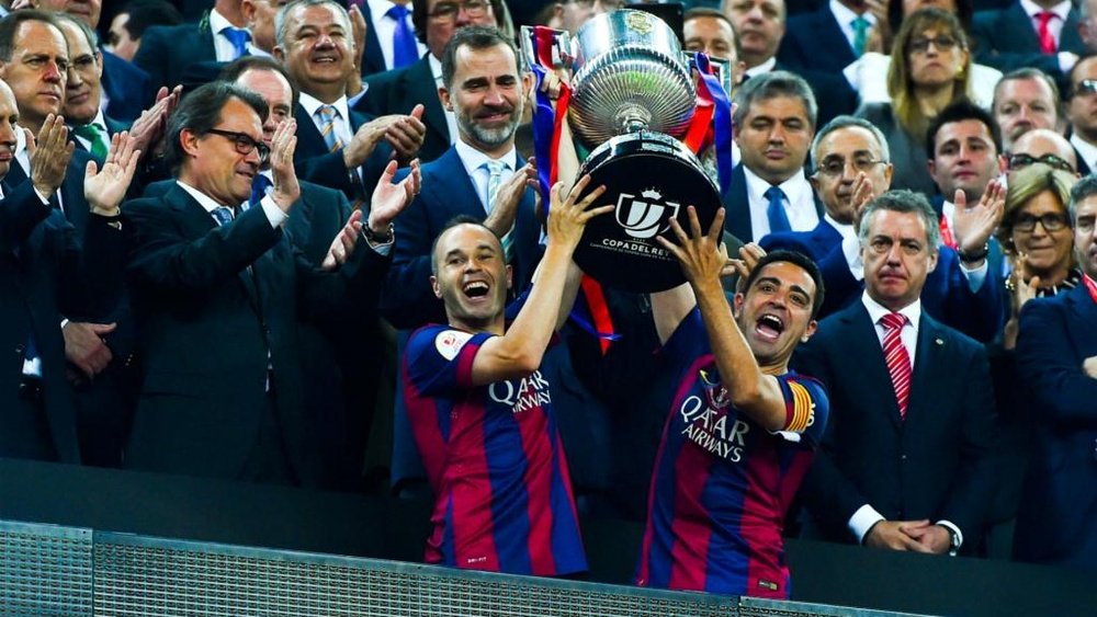 Xavi hailed departing Barcelona great Andres Iniesta as a 'unique' player. GOAL