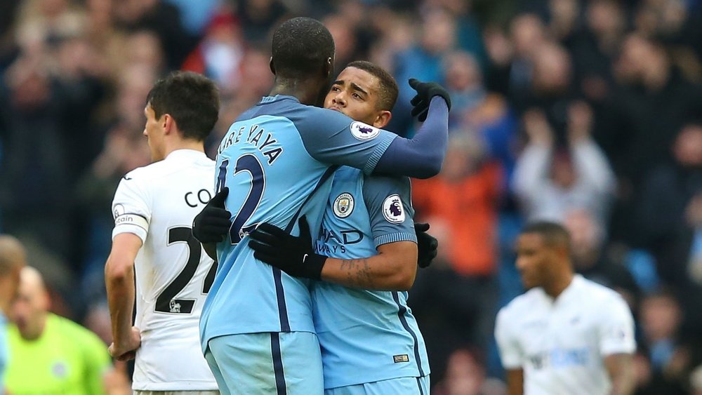 Yaya Toure et Gabriel Jesus, Manchester City. GOAL