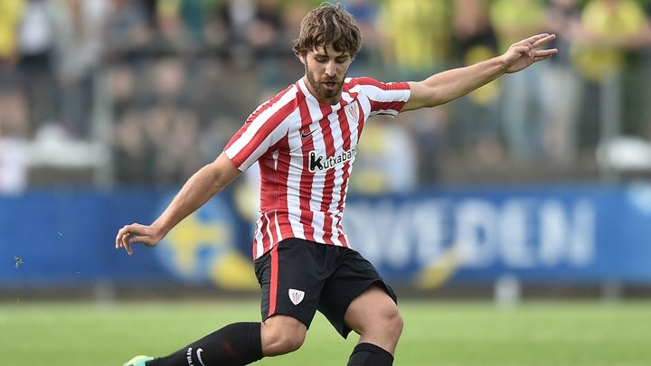 Athletic defender Yeray diagnosed with testicular cancer