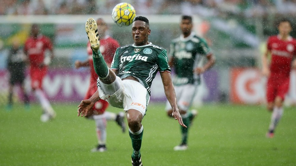 Saiba mais sobre o zagueiro de Palmeiras. Goal