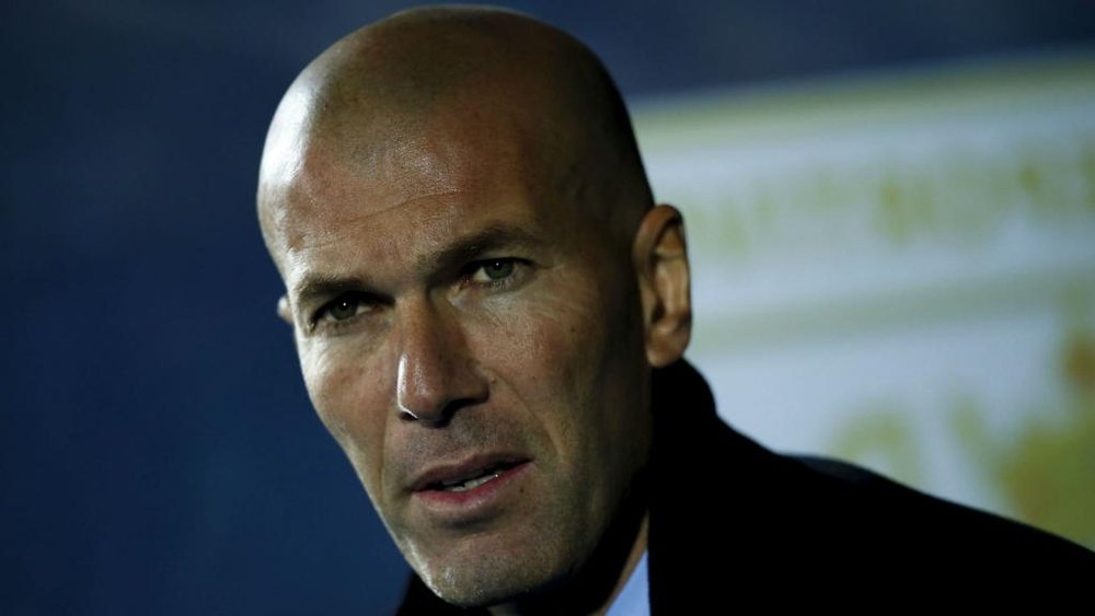 Zidane has no intention of walking away from Real. GOAL