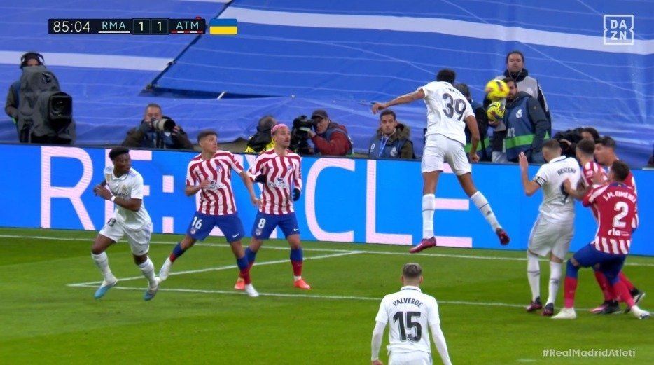 El chaval, al rescate: Álvaro Rodríguez se estrenó como goleador con el ...