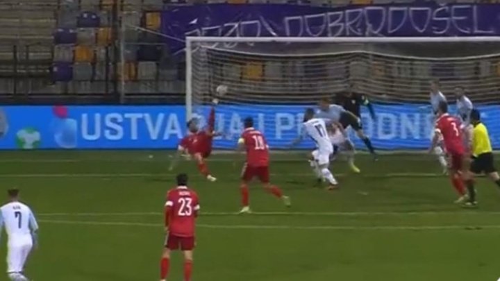 Dzhikiya marcó el gol de la jornada con una bonita chilena
