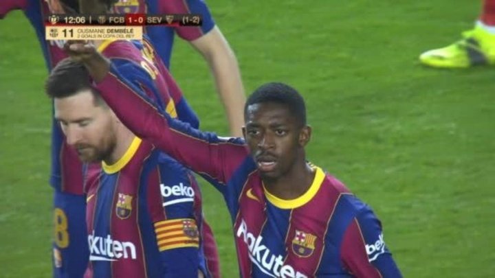 Golazo de Dembélé pour redonner espoir au Barça contre Séville