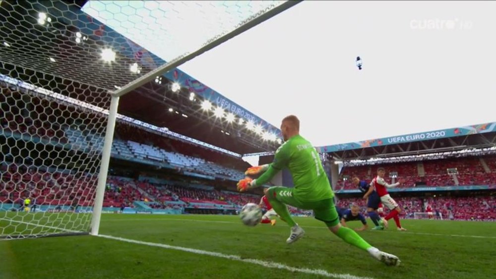 Finlandia se adelantó en Copenhague y Dinamarca falló un penalti. Captura/Cuatro