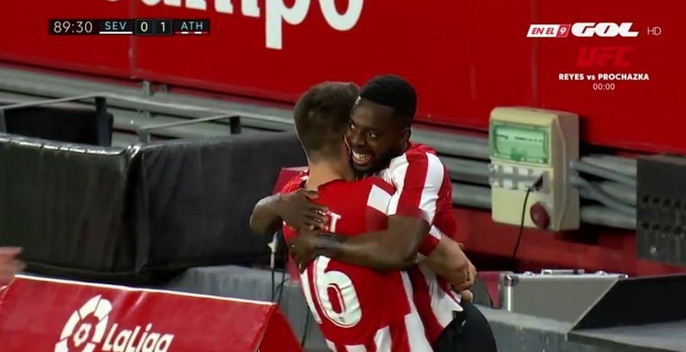 El curioso momento de los Williams en el Sevilla-Athletic. Captura/GOL