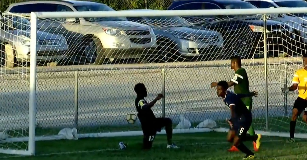 Jepthe François, héroe nacional de Islas Turcas y Caicos. BeSoccer