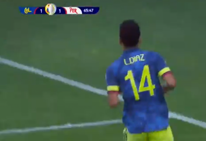 Luis Díaz adelantó a Colombia... ¡tras una asistencia del portero!
