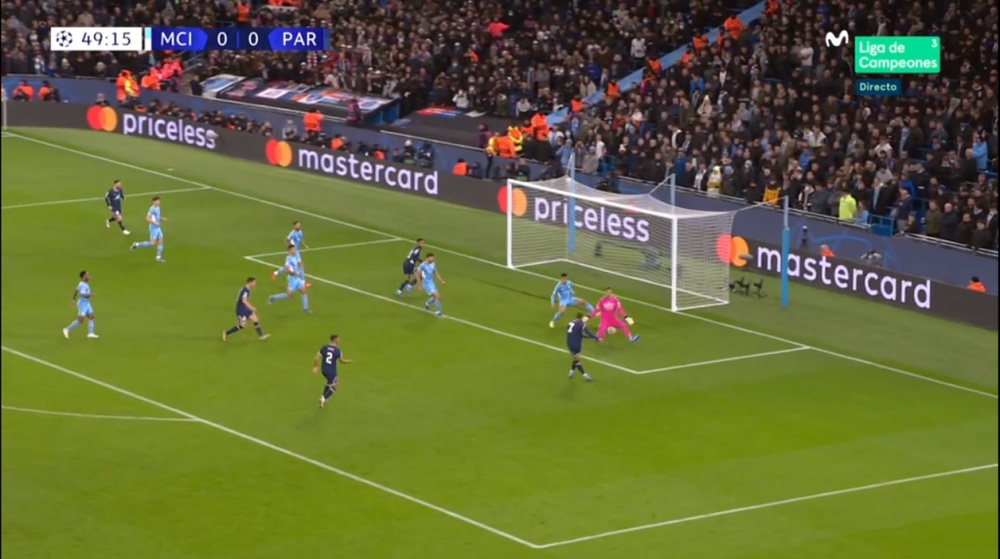 PSG era bombardeado, mas Mbappé abre o placar. Captura/MovistarLigadeCampeones