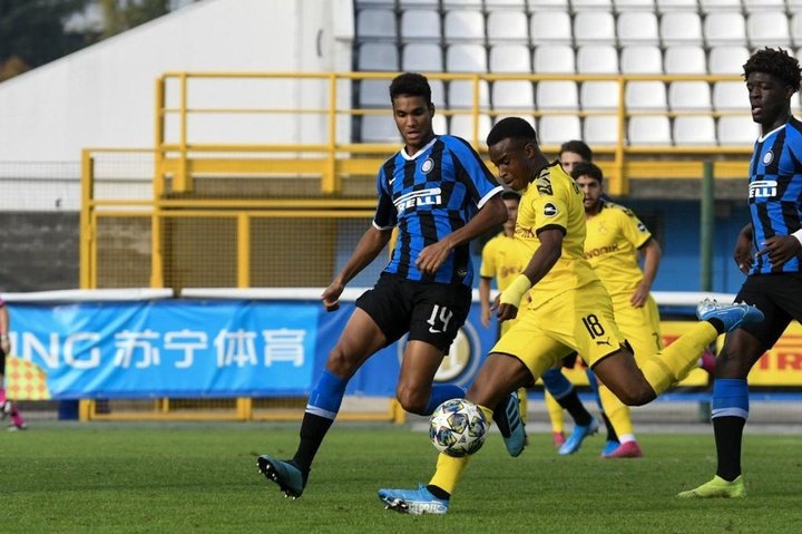 Record de Moukoko : il est devenu le plus jeune joueur à inscrire un but en Youth League