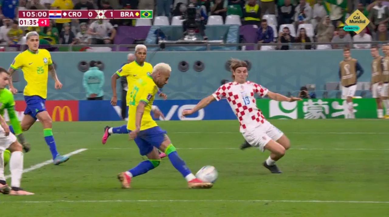 Susamba Neymar desatascó a Brasil con su samba brasileña para el 0-1