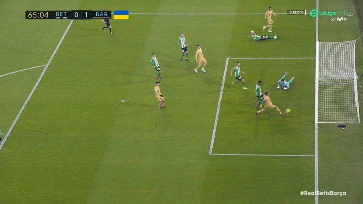 Raphinha marcó el 0-1 a pase de Balde. Captura/MovistarLaLiga