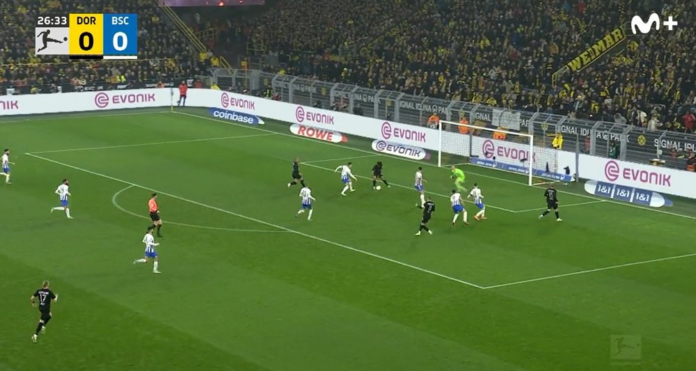 Por el gol de Adeyemi, el Borussia está líder. Captura/Movistar+