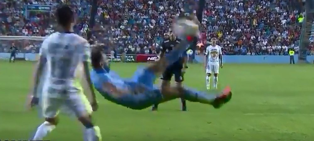 Esqueda emuló a Ronaldinho. Captura